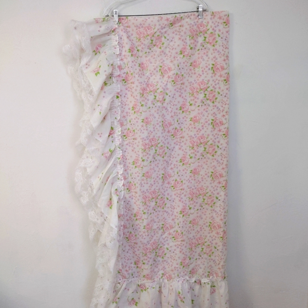 Vintage Bed Skirt